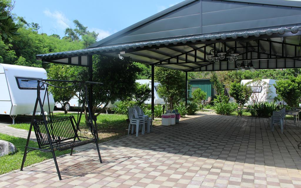 Kenting Houbihu Camping Car B&B Longshui Dış mekan fotoğraf