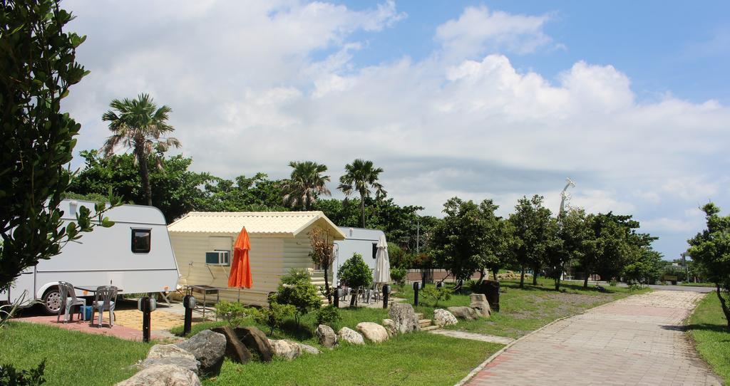 Kenting Houbihu Camping Car B&B Longshui Dış mekan fotoğraf