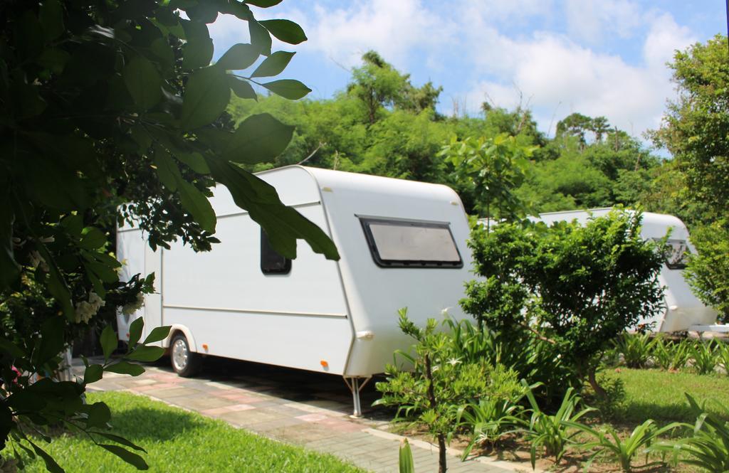 Kenting Houbihu Camping Car B&B Longshui Dış mekan fotoğraf